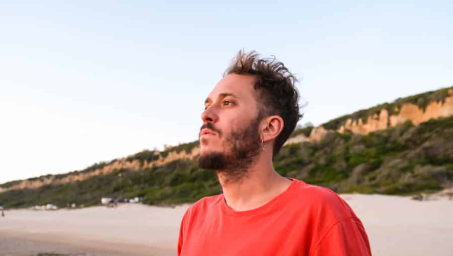 Juliano Abramovay hosts: LUIZGA :: YEMAMAYA