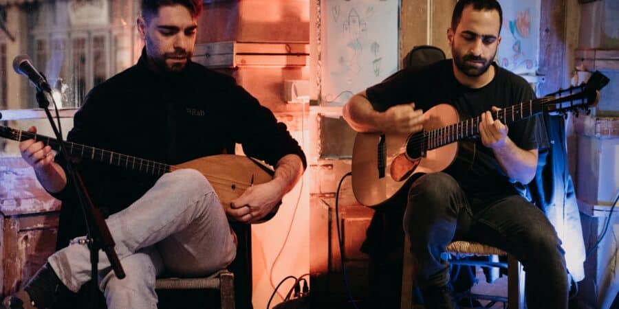 Juliano Abramovay Hosts: Kalares Live in Concert